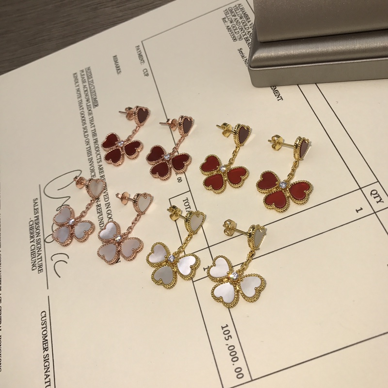 Van Cleef & Arpels vca爱心四叶草耳吊镀金版 亚金材质保色更持久 搭配天然红玉髓白母贝 跟足 字印