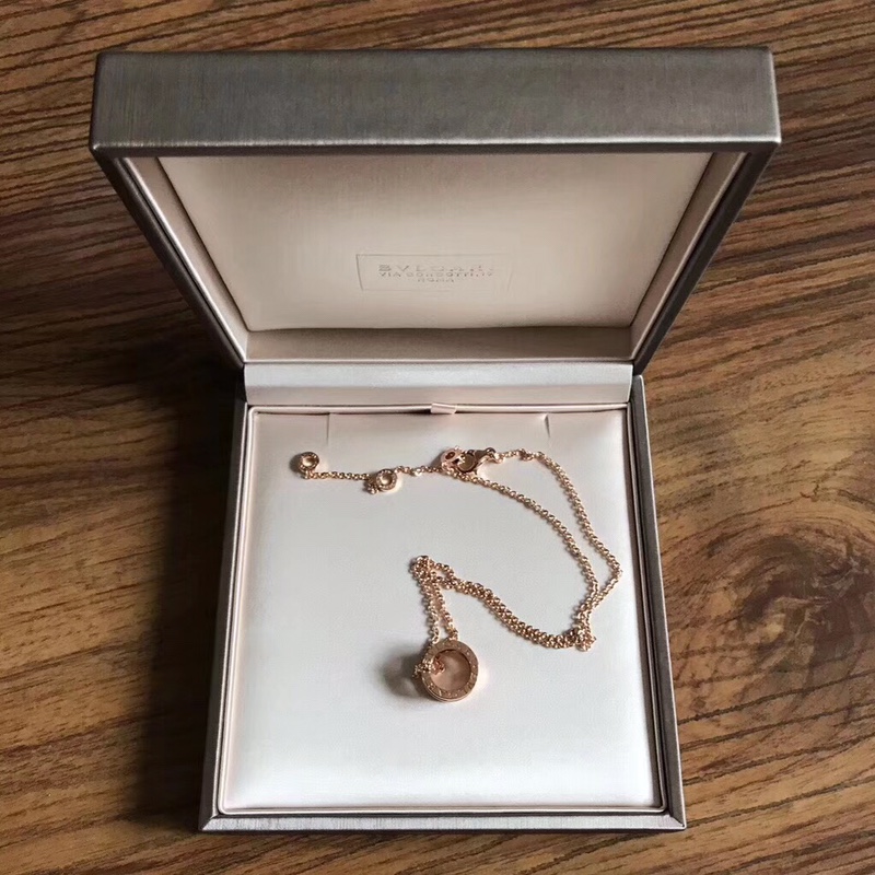 Bvlgari 宝格丽镂空项链，白跟玫瑰金2⃣ 色