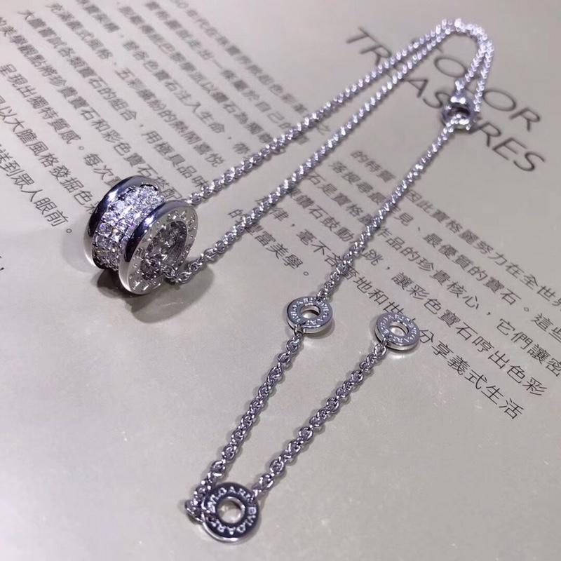 Bvlgari 宝格丽满钻大号项链