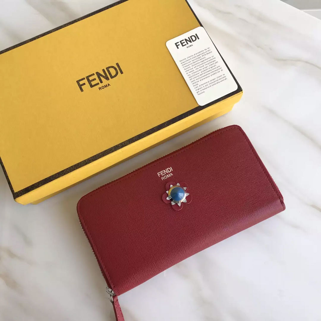 [Fendi Wallets]CRAYONS wrap-around zipper wallet in calfskin The middle is lin