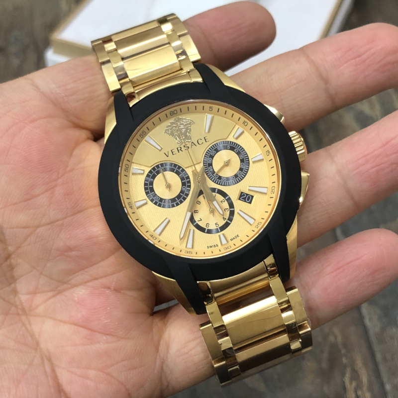 NO:157906,Channel goods are authentic and can be inspected!  Versace M8C six-pin chronograph men's watch, original Swiss quartz movement, 42mm, a small quantity arrived, a counter 1.6w on sale, original box plus 50, a full set is available!  , versace19860909渠道货保真,可验货！范思哲M8C六针计时男表,原装瑞士石英机芯,42mm,少量到货,专柜1.6w在售,原盒加50,全套一手出！,,versace,Watch