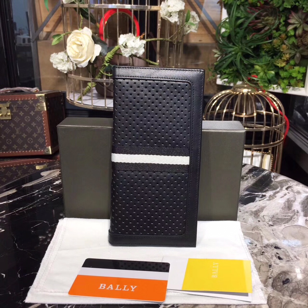 [Bally Wallets]The counter features new top-level materials The texture is imp