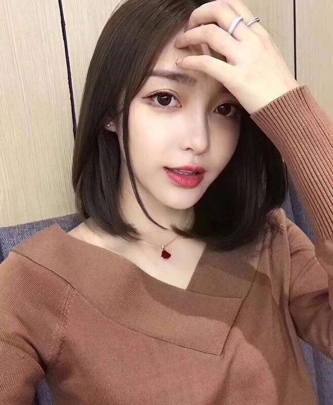 Bvlgari 只为给你展现宝格丽的《扇解人意》 你说是小裙子 也可以 偷笑