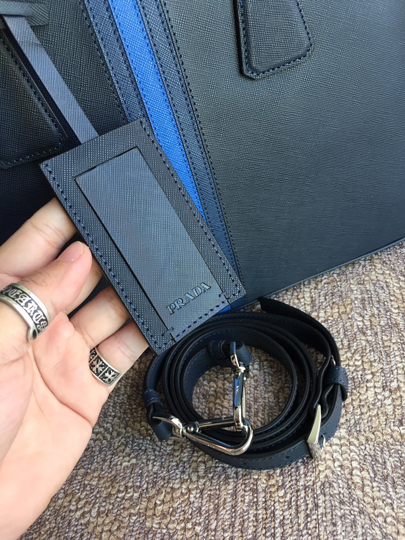 PRADA普拉达原厂皮原厂五金男士公文包0368R