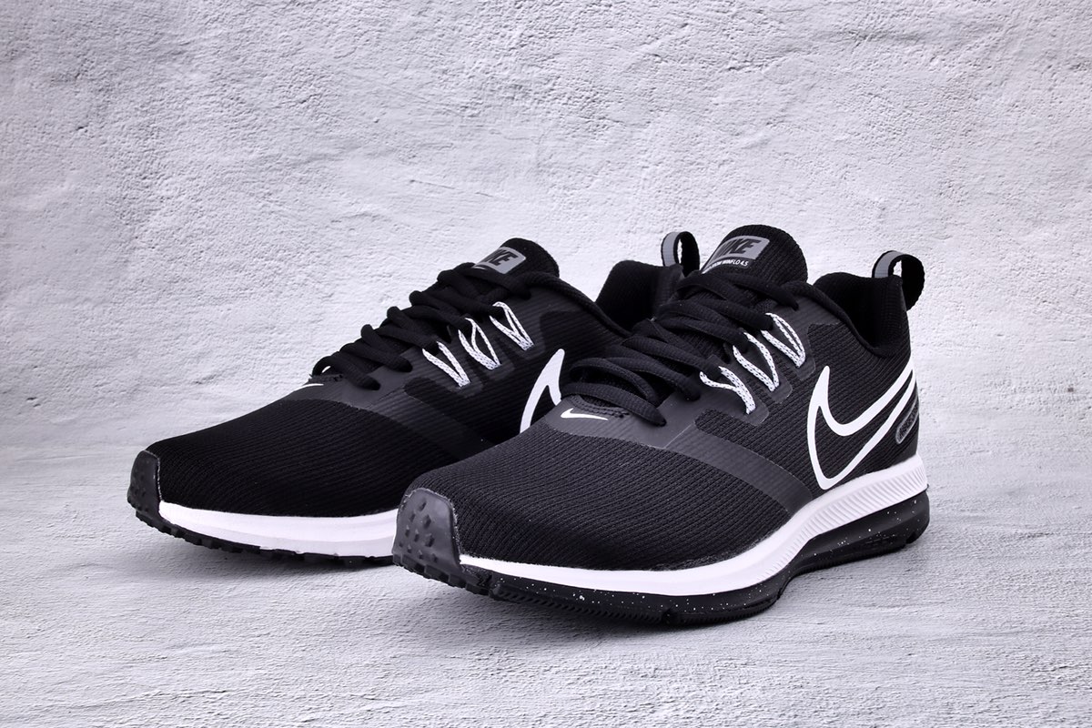 nike shield zoom winflo 4.5