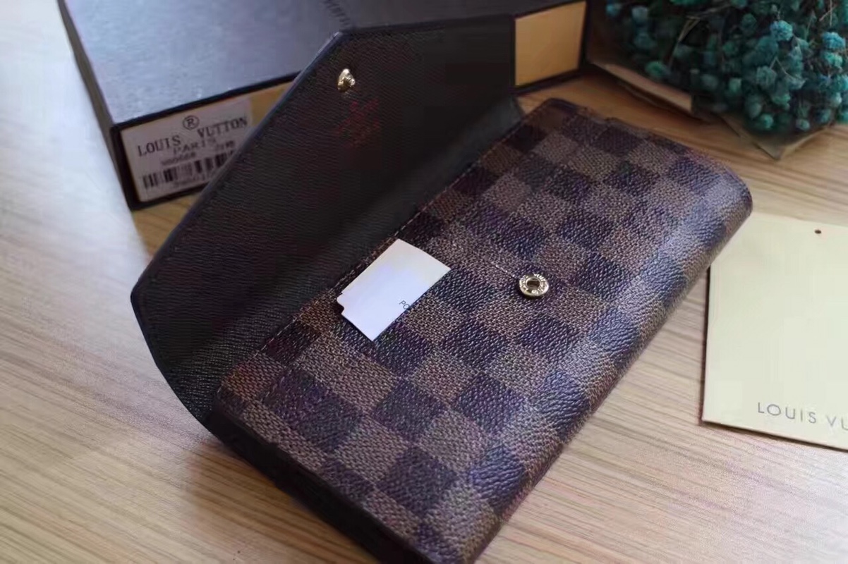 エレガントな牛皮製信封式財布