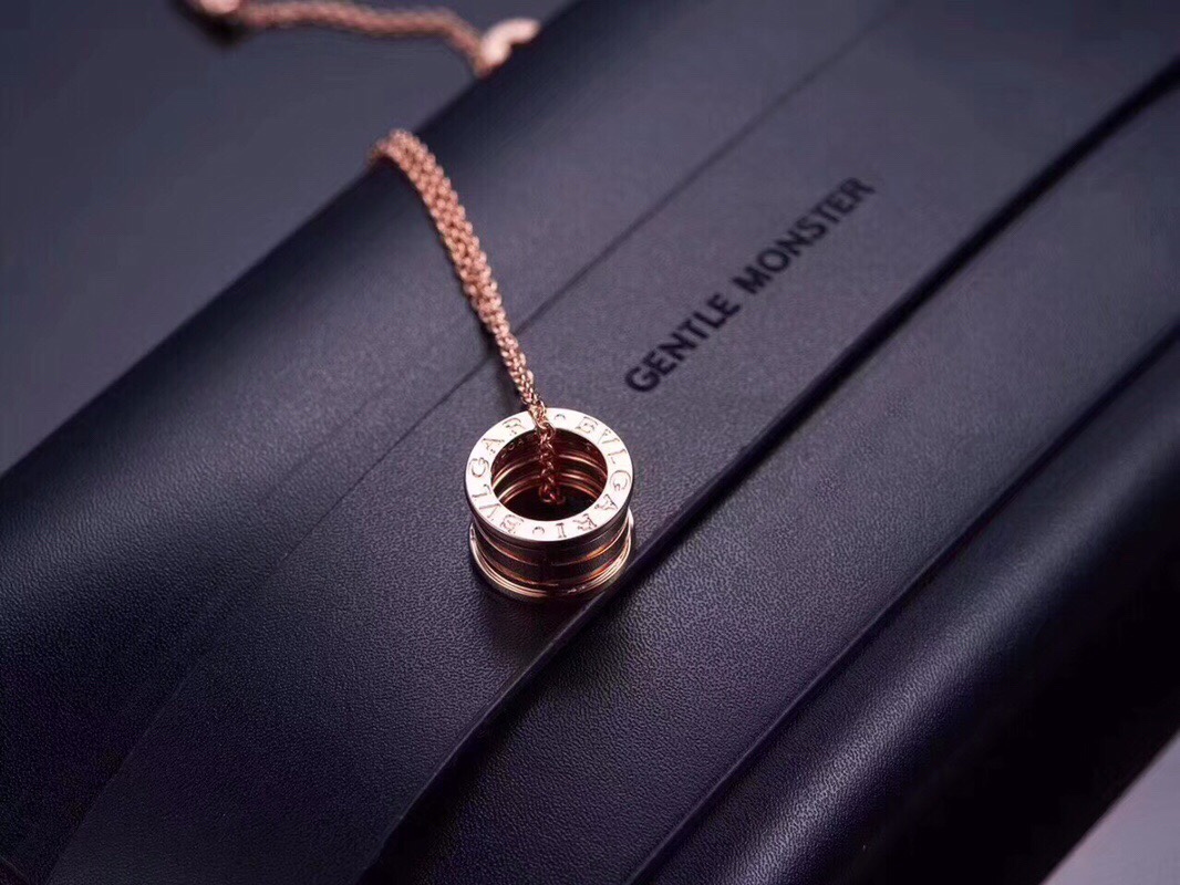 Bvlgari 关晓彤同款 宝格丽玫瑰金色cnc弹簧项链 925纯银材质 字印清晰漂亮 不惧与任何版本对比