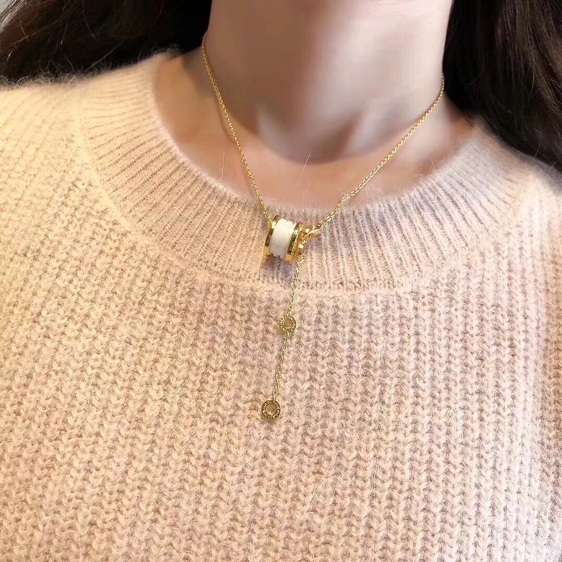 Bvlgari 代购级别BVLGARI® 项链 3⃣ 色 白陶瓷 同步高端 定制 宝格丽 系列 气质如你 无论是 旅行 度假 上班 工作无论是 长发 短发 它都能搭配出你心仪的造型 奢华 S925通体纯银 高品质 0024310