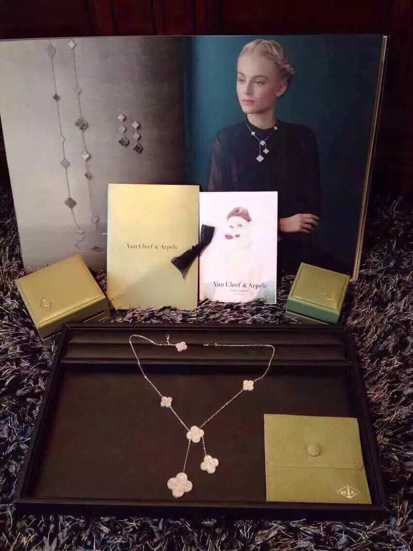Van Cleef & Arpels 代购级别 六花 流苏 项链Van Cleef & Arpels®梵克雅宝 vca 六花四叶草
