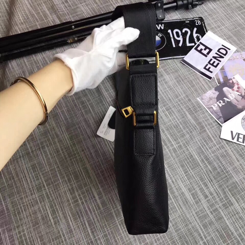 🌹高端原版【普拉达】型号153.欧洲水货，普拉达男包斜挎包，重金打造全新渠道货👯 活力四射的🚹 男式的理