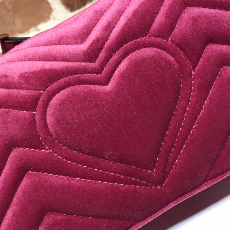 GUCCI古驰GG Marmont系列单肩斜挎包446744