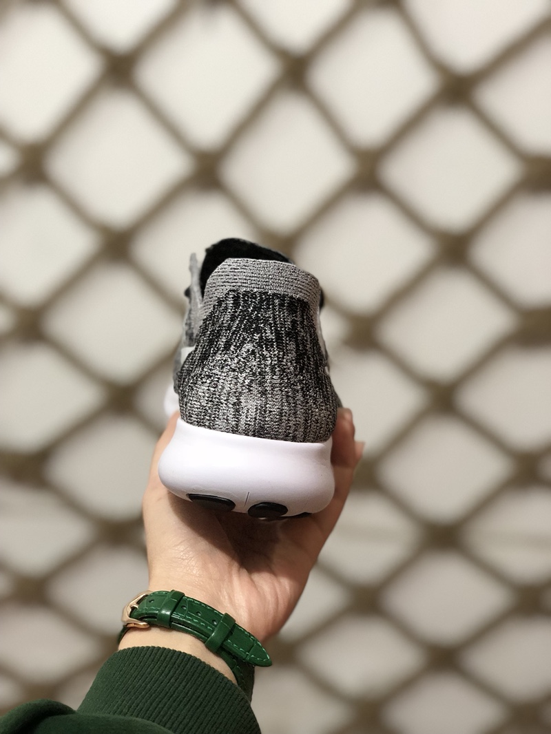 99原装正品  赤足飞线 NIKE FREE RN FLYKNIT 原标带钢印 中底注胶完美走线 随意出入专柜 随意过验 区别市面真标