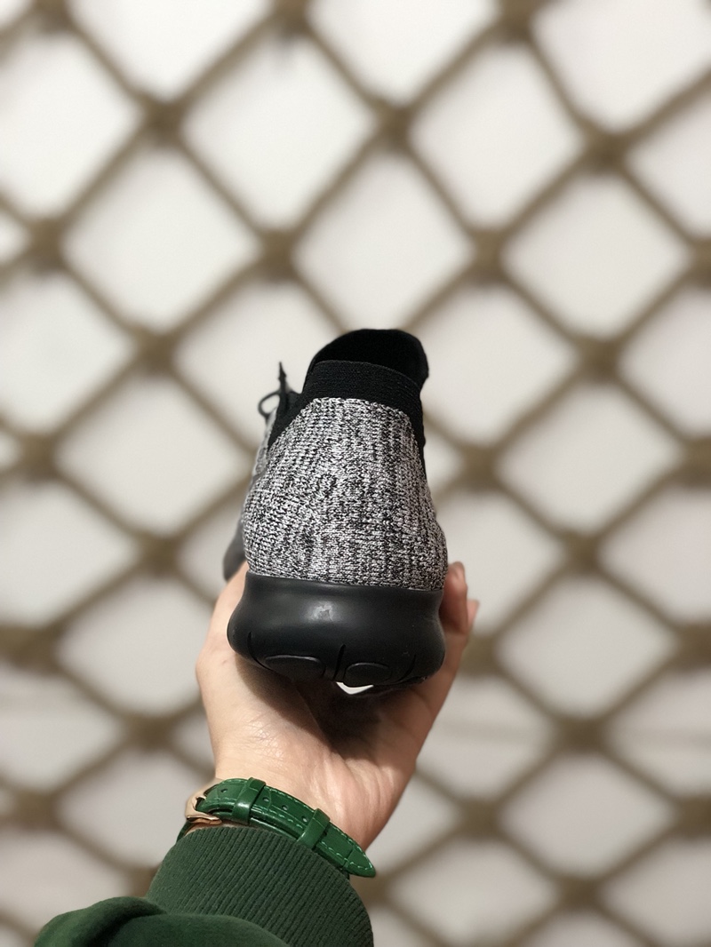 99原装正品  赤足飞线 NIKE FREE RN FLYKNIT 原标带钢印 中底注胶完美走线 随意出入专柜 随意过验 区别市面真标