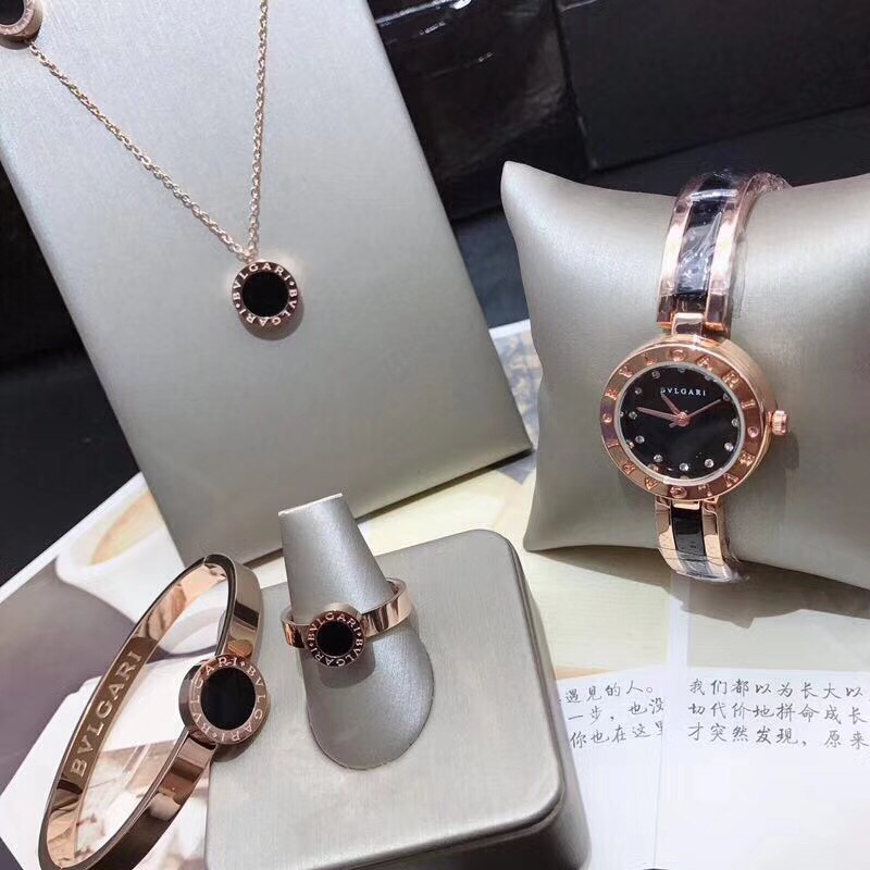 Bvlgari 独家新品 2018清凉一夏 宝格丽五件套:手表 手环 项链 耳钉 戒指 送全套 包装 包邮