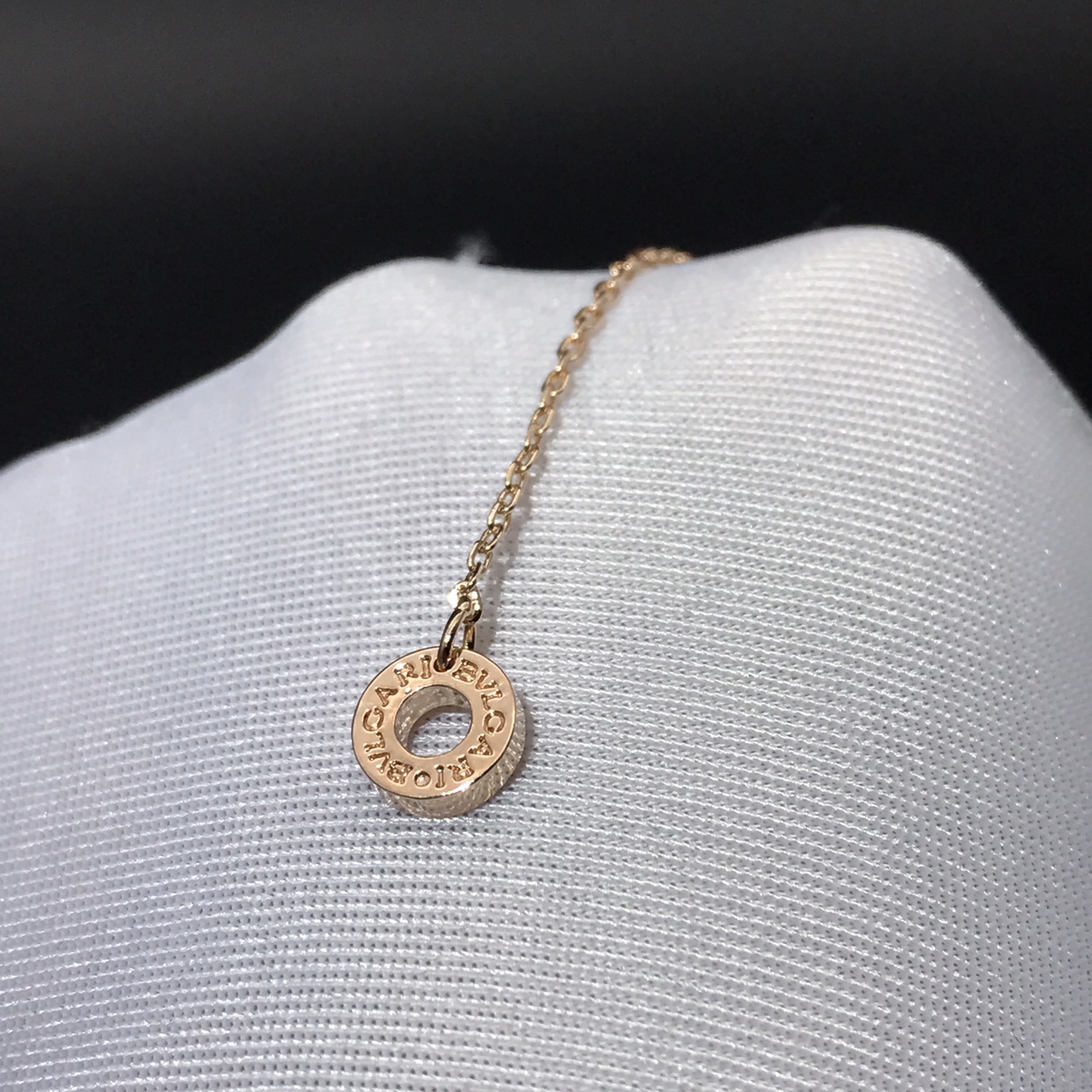 Bvlgari 宝格丽中号BV小裙子项链最新版本 925纯银材质 咪金电镀 18K金工艺 高端版本 与18K色泽一致 只出玫瑰金色 0523110