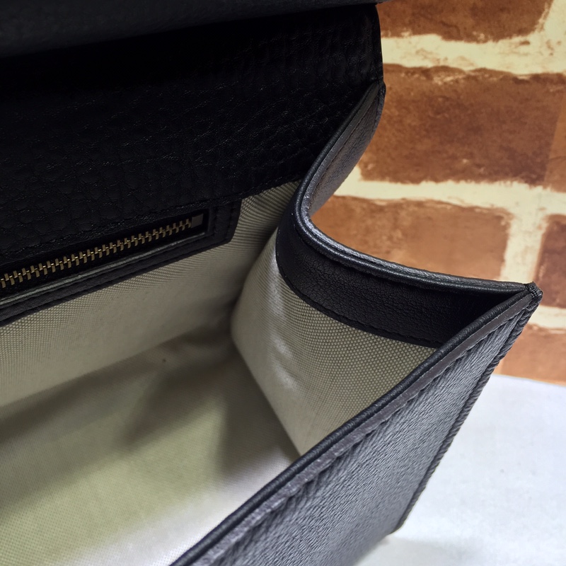 GUCCI古驰休闲复古双G marmont翻盖单肩斜挎包421890