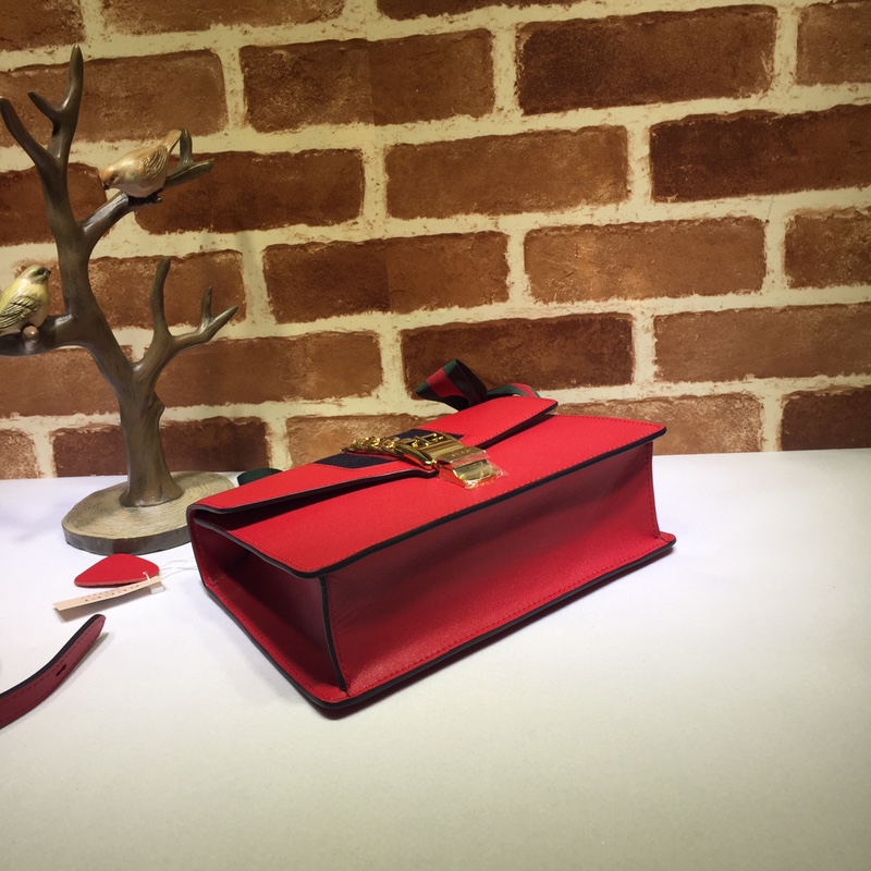 GUCCI古驰Sylvie系列小号肩背包421882