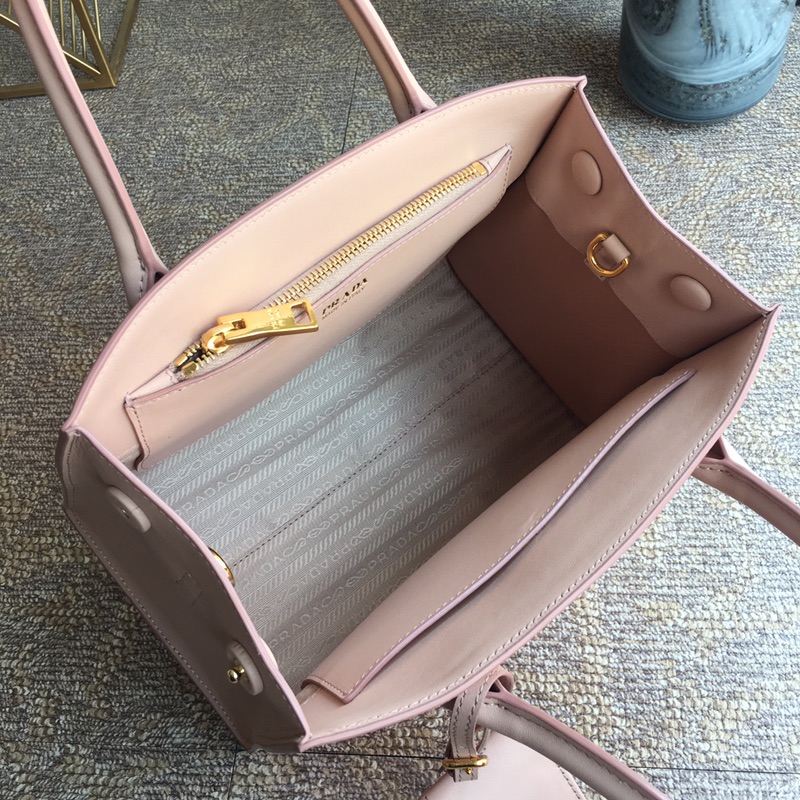 PRADA普拉达进口粗十字牛皮手提包1BA156