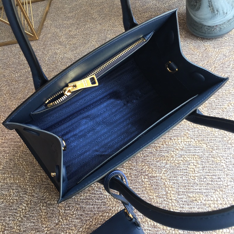 PRADA普拉达进口粗十字牛皮手提包1BA156宝兰