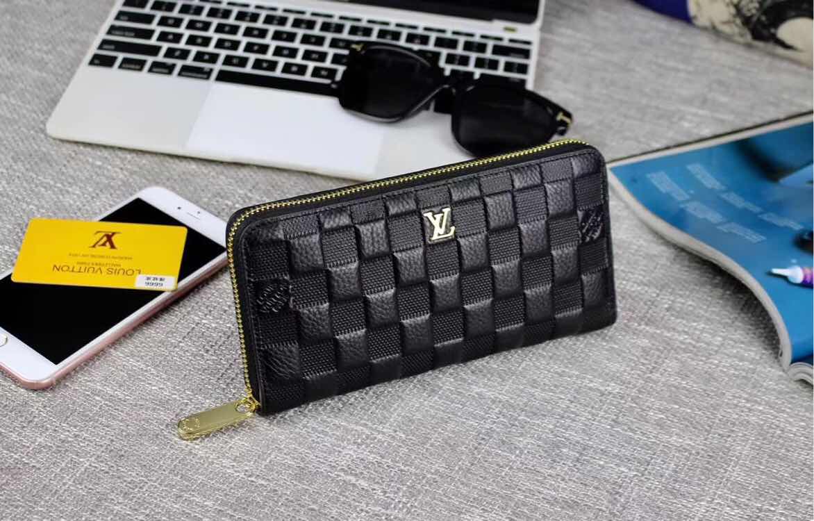 Original order. With gift box Small zipper wallet model: 6662LV high-quality le