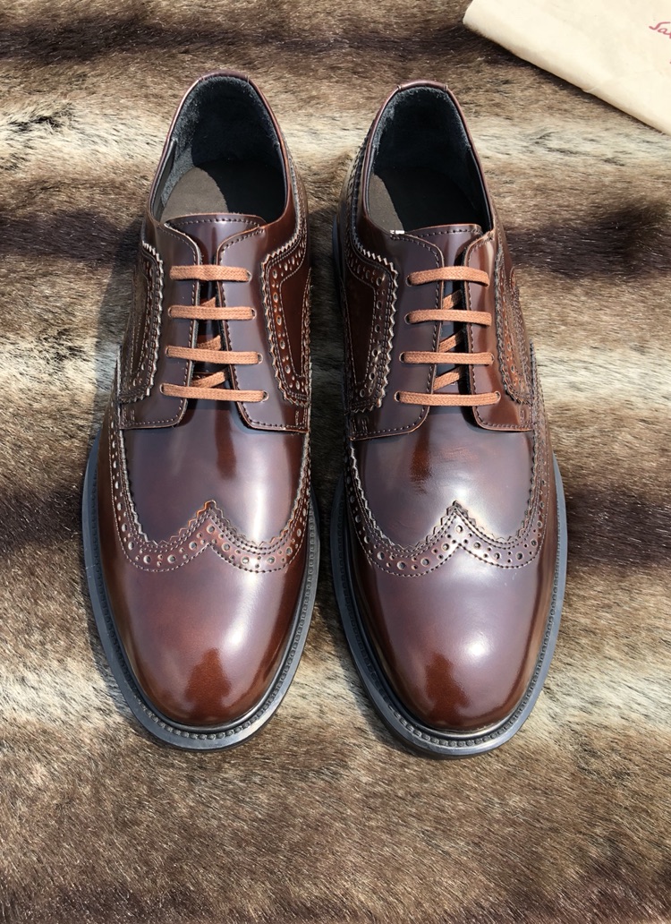 NO:347858,650 [Aircraft tire outsole has strong ground suction and will not deform after wearing for a few years] Casual high-end quality products. The latest quotation on the official website XXX The shoe body has a simple and elegant appearance, and the classic carved design injects some design beauty into the whole 3/44;,19860909650【飞机轮胎大底 吸地性强 耐磨穿几年也不会变形】休闲高端精品 官网最新报价XXX 鞋身外观简约大方,经典雕花设计为整体注入了些许的设计美感 3/44；,,Men's shoes