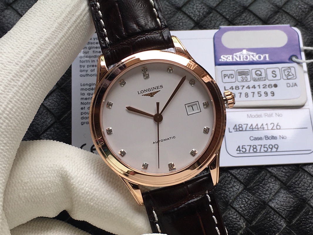 NO:158336,『The highest version of the market』 KY premium new official latest version LONGINES military flag series Original mold opening 1:1 replica anti-wear sapphire glass 316 stainless steel case can be perfectly replaced with the original 38.5mm genuine thickness The movement uses 2892-modified L619/full automatic ultra-thin machinery Original folding buckle One watch, one card, one hanging tag Number counter synchronized (strength shot, real shot without p-picture), longines19860909『市场最高版本』 KY精品 新款官方最新版 LONGINES浪琴 军旗系列 原装开模1:1复刻 抗磨损蓝宝石玻璃 316精钢表壳 可与原装通用完美拆换 38.5mm 正品厚度 机芯选用2892改L619/全自动超薄机械 原装折叠扣 一表一卡一吊牌 编号专柜同步 (实力拍,实拍无P图),,longines,Watch