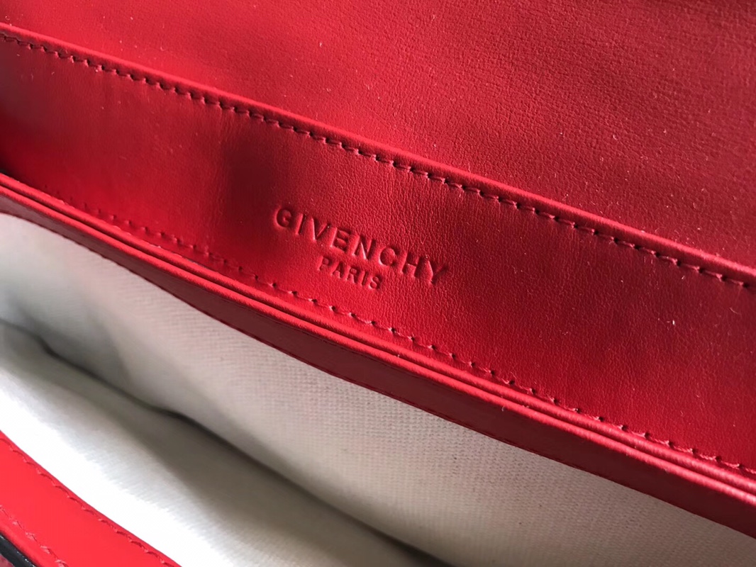 Givenchy纪梵希斜挎信封包 0147红白黑拼色