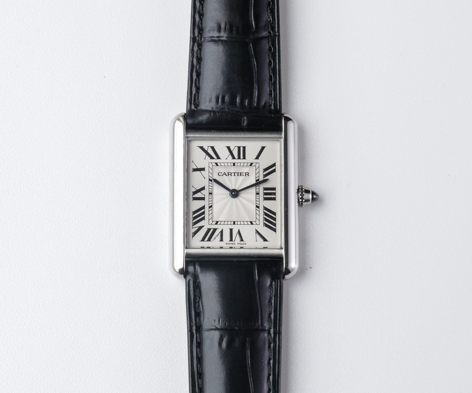 Cartier TK最新力作 卡地亚坦克最新款Tank Louis 系列 为纪念Tank 系列诞生一百周年而推出的最新表款