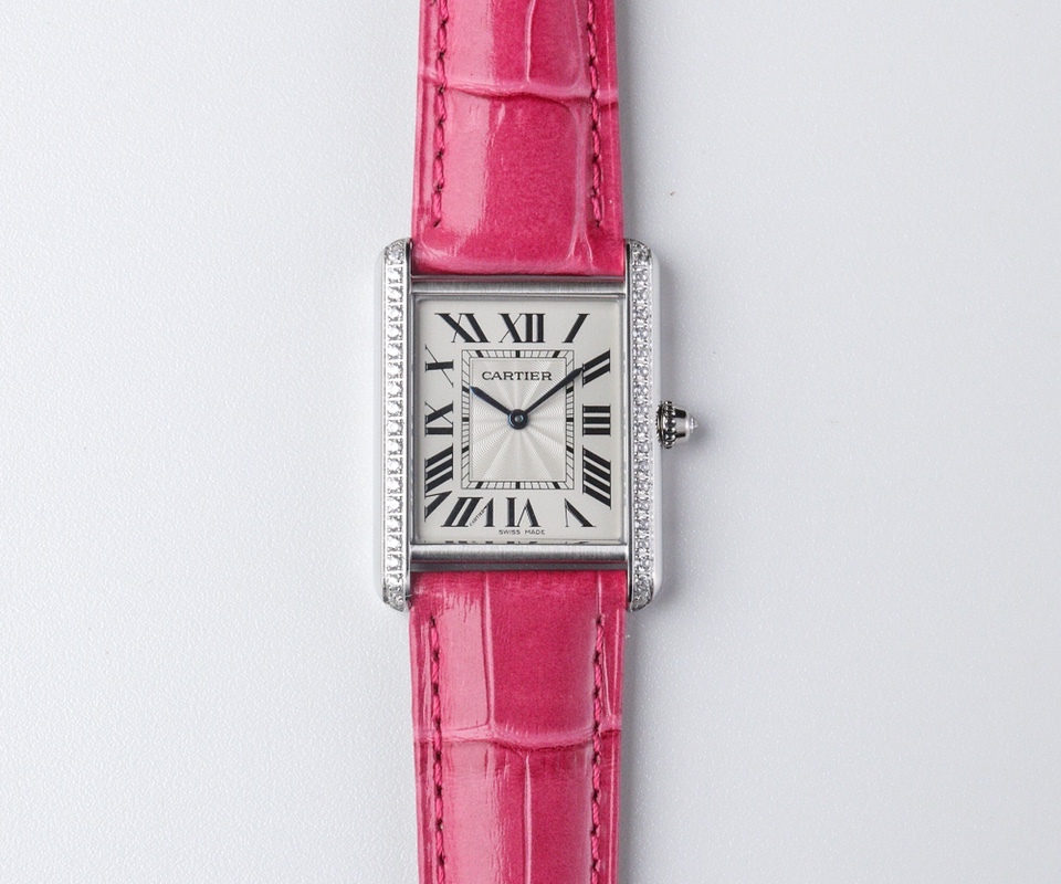 Cartier TK最新力作 卡地亚坦克最新款Tank Louis 系列 为纪念Tank 系列诞生一百周年而推出的最新表款
