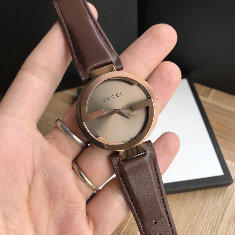 NO:156511,Pick: Original box: 30 hits the same model as Quan Zhixian!  Gucci calf leather double G is here again, suitable for all girls [color] [color] ~ 37mm watch diameter, original Swiss quartz movement, double G case, high imitation, full set., gucci, gucci, cowhide19860909批: 原盒:30 爆款全智贤同款！古驰 Gucci小牛皮款双G再次到货,适合所有妹子[色][色]～37mm表径,原装瑞士石英机芯,双G表壳,高仿不可及.全新全套出.,,gucci,gucci,cowhide,Watch