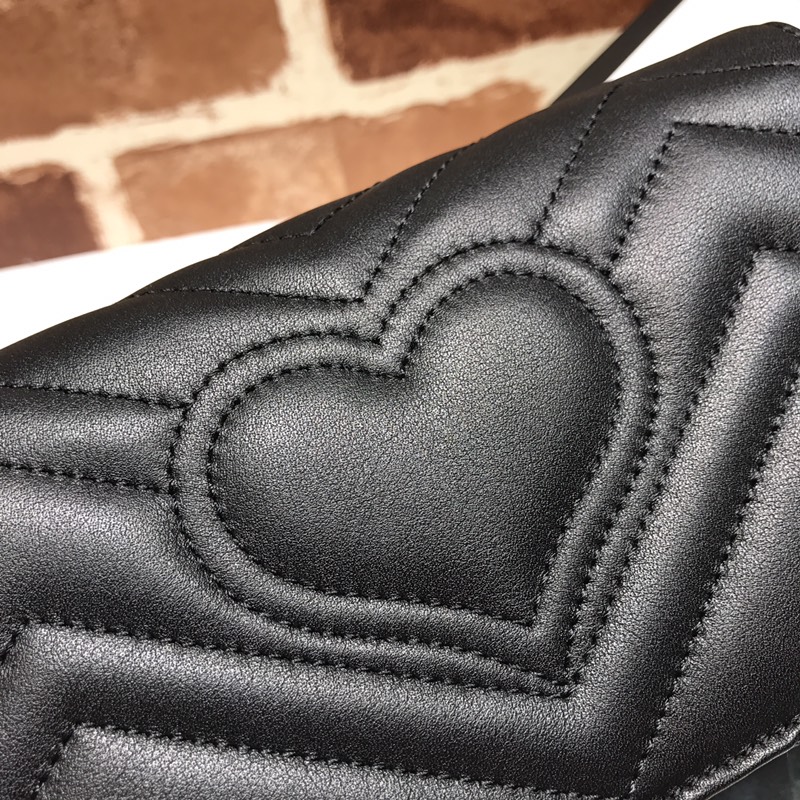 GUCCI古驰GG marmont女士时尚迷你波浪纹翻盖单肩斜挎包488426