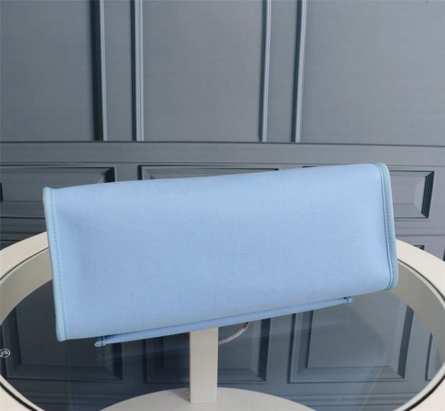 1524549716 1477155844 8