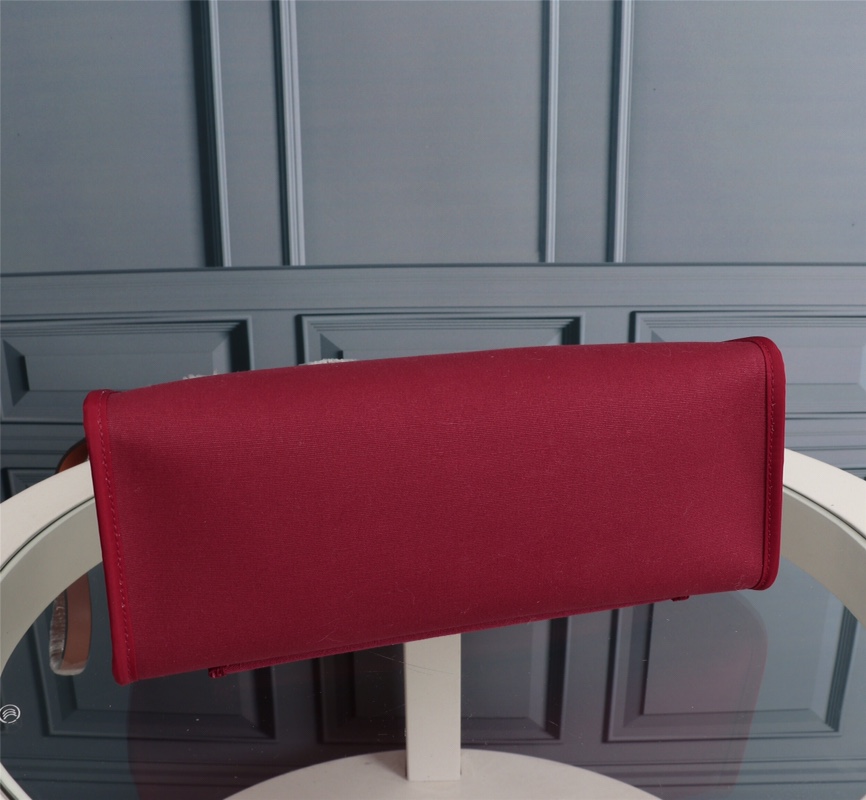 1524549735 3374059561 4