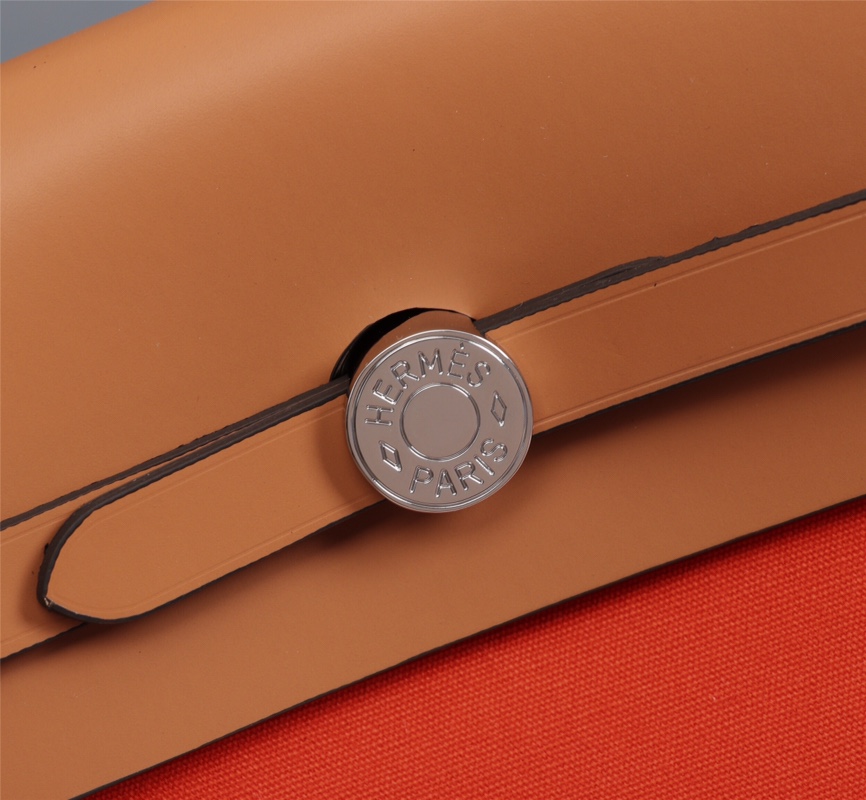 1524549766 2658578429 7