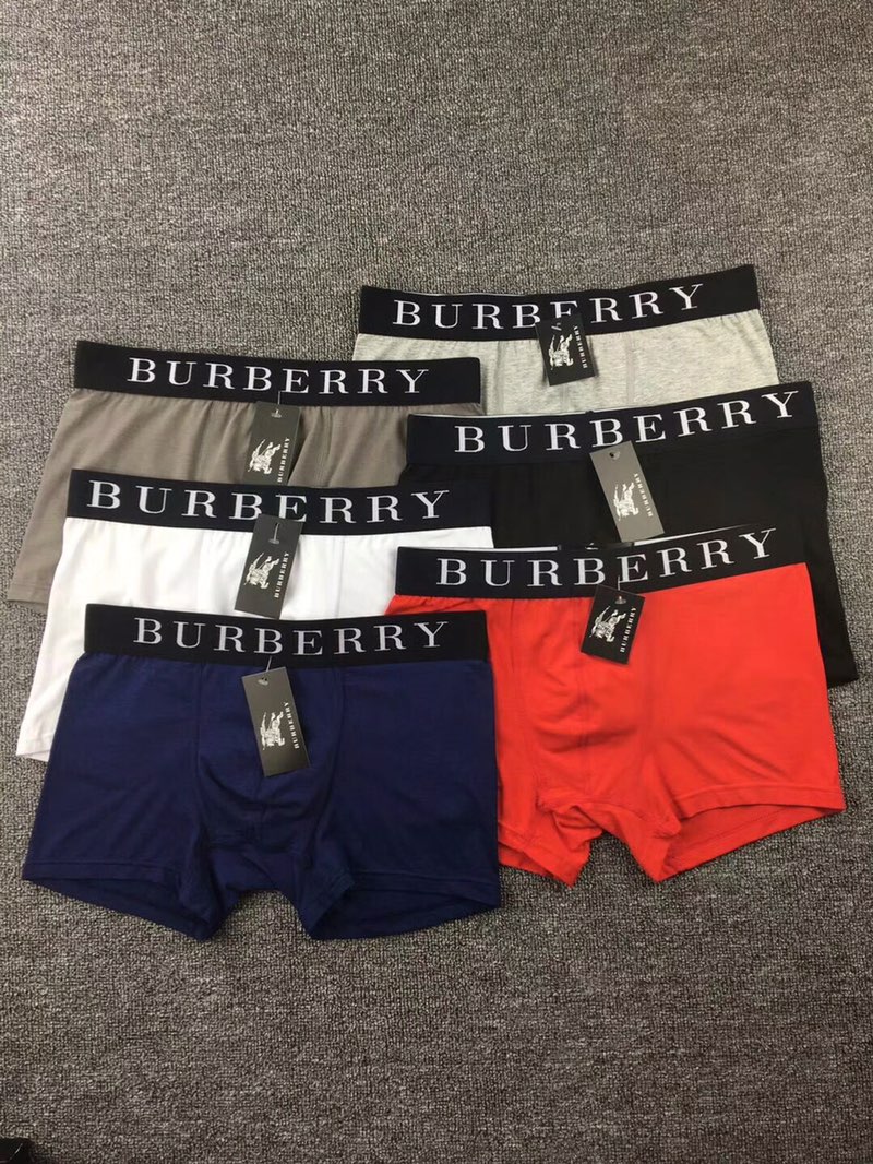  🌟Burbrry 巴宝莉 🌟推荐自留，（6 色三条装）专柜在售760/条。香港贸易公司性质的尾货，品相