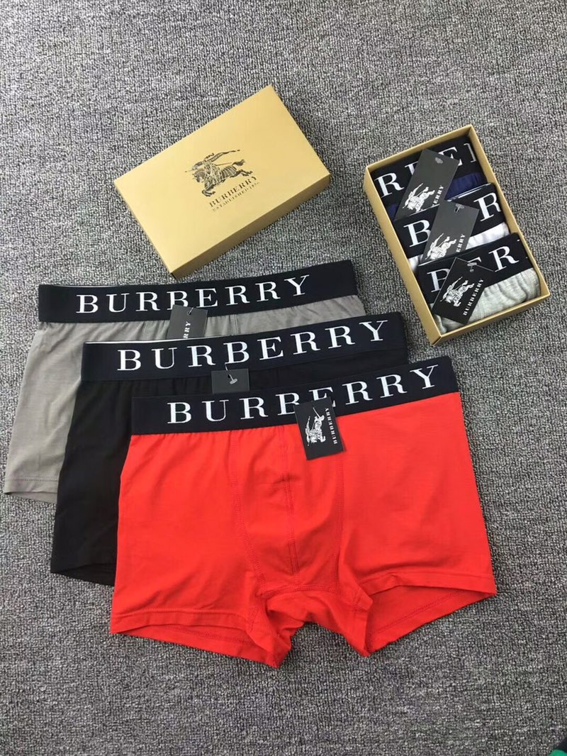  🌟Burbrry 巴宝莉 🌟推荐自留，（6 色三条装）专柜在售760/条。香港贸易公司性质的尾货，品相