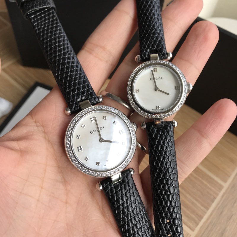 NO:388392,Pick: Original box: 30 Gucci hot Guccl ads mainly feature rhinestone models, small and exquisite women's watch, large size ~ 32 small size ~ 27mm watch diameter, Swiss quartz, the side workmanship is very exquisite, high imitation is not accessible, full package, gucci, gucci19860909批: 原盒:30 古驰爆款Guccl广告主打水钻款,小巧玲珑女表,大号～32小号～27mm表径,瑞士石英,侧面做工非常精致,高仿不可及,全套包装出,,gucci,gucci,Watch