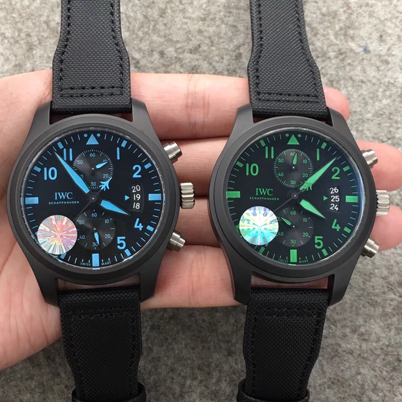 IWC Pilot's Watch Top Gun, ceramic case, ETA 7750 automatic mechanical movement.