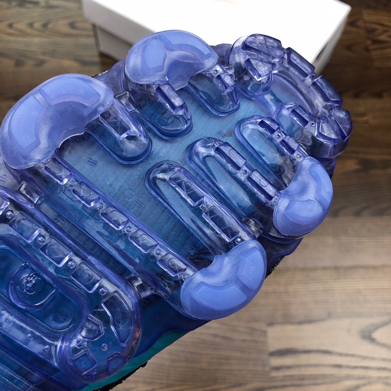 110 放店<br />【公司级真标】原厂原单气垫耐克Nike Air VaporMax Flyknit 2.0 2018二代大气垫   真实气垫冲压 脚感完美 全掌气垫跑步鞋！休闲潮鞋！ <br />尺码：36 36.5 37.5 38 38.5 39 40 40.5 41 42 42.5 43 44 44.5 45