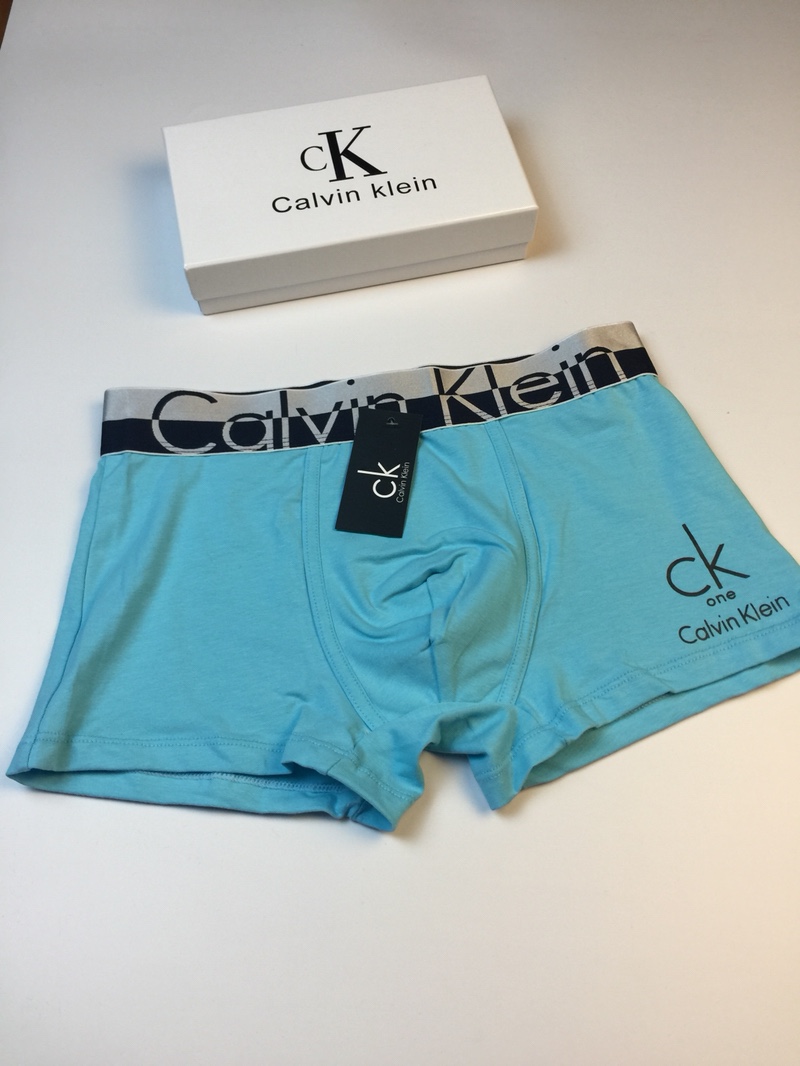 CalvinKlein选用好好的纯棉布一盒三条装ＭXXLCalvinKlein选用好好的纯棉布一盒三条装