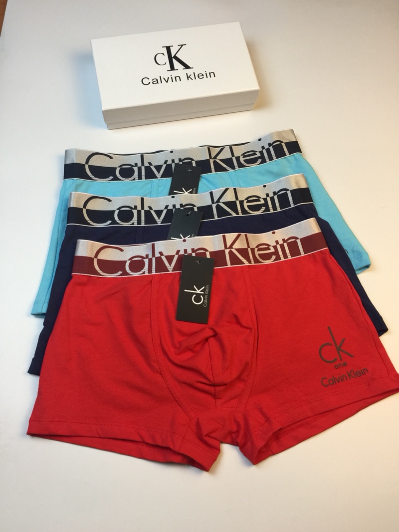 CalvinKlein选用好好的纯棉布一盒三条装ＭXXLCalvinKlein选用好好的纯棉布一盒三条装