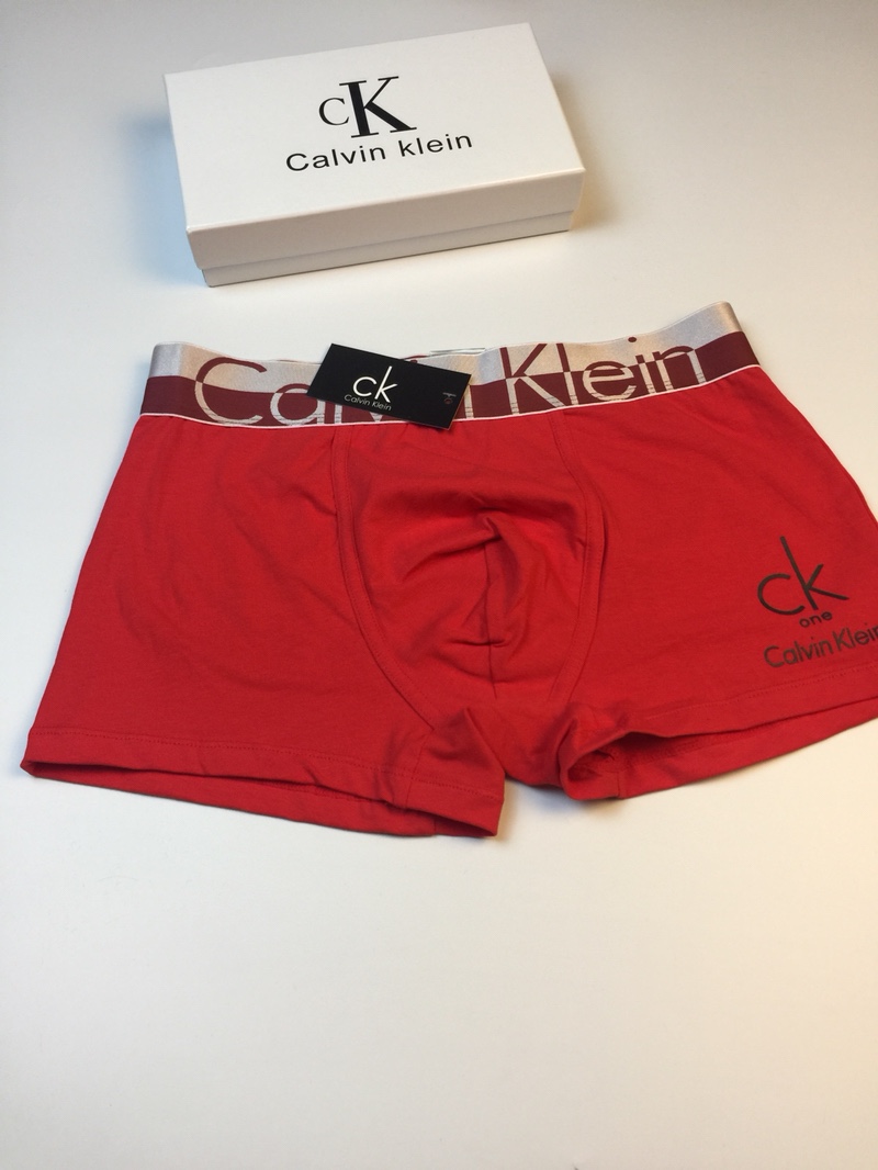 CalvinKlein选用好好的纯棉布一盒三条装ＭXXLCalvinKlein选用好好的纯棉布一盒三条装