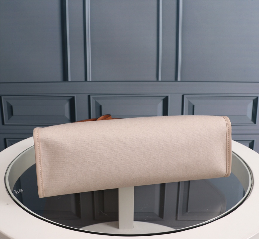 1525787074 2682439 4