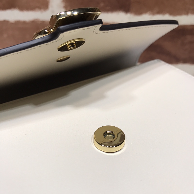 GUCCI古驰Sylvie系列皮革超迷你手袋494646