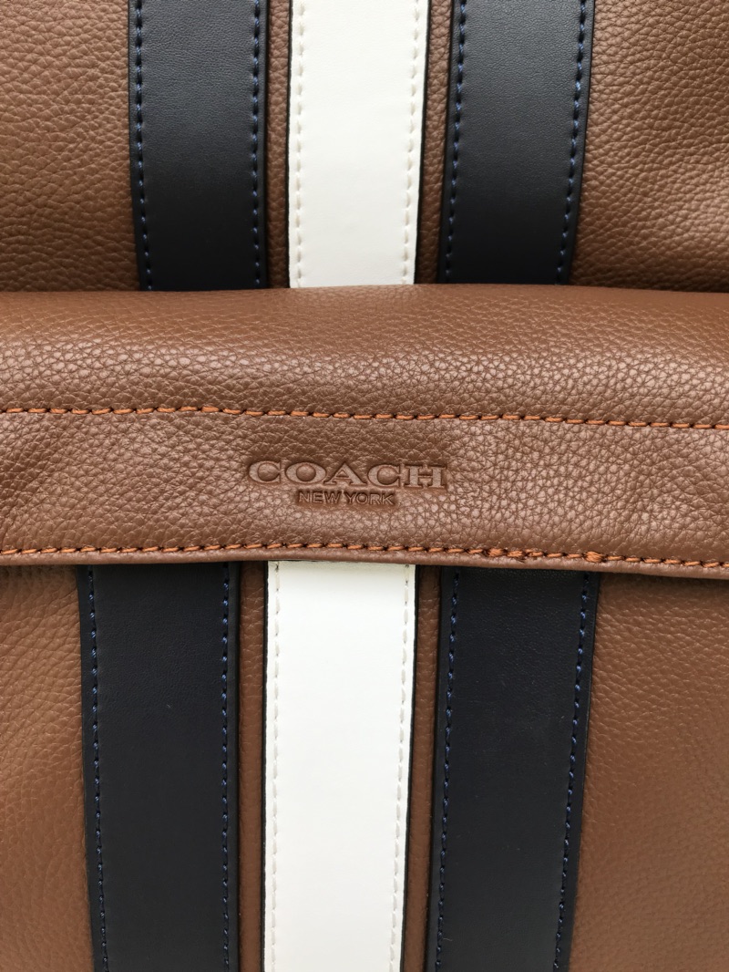 Coach C家23214 最新款男士双肩背包、全皮 条纹、超大容量。尺寸32.41.14