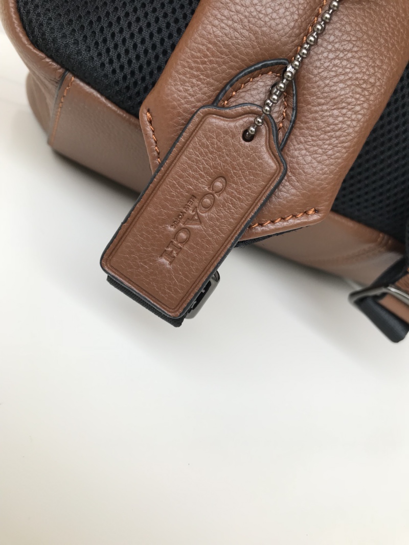 Coach C家23214 最新款男士双肩背包、全皮 条纹、超大容量。尺寸32.41.14