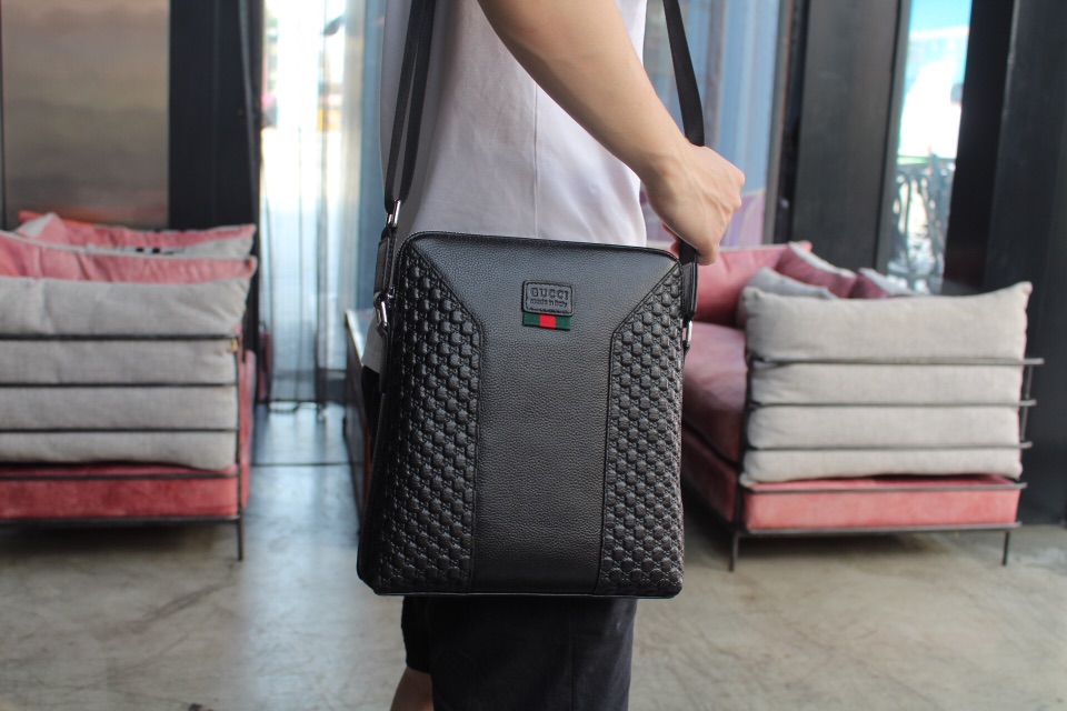 GUCCI 【古奇】🌠🎉送礼首选 真正的高品质 🐮 🐮 商务男包♨♨官网款顶级之作💦💦高档品质 原版头层