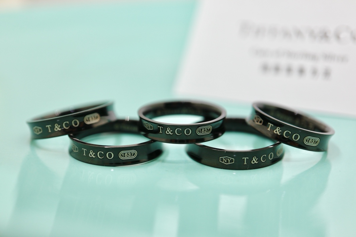 Tiffany & Co. Tiffany&Co. 1037钛金戒指