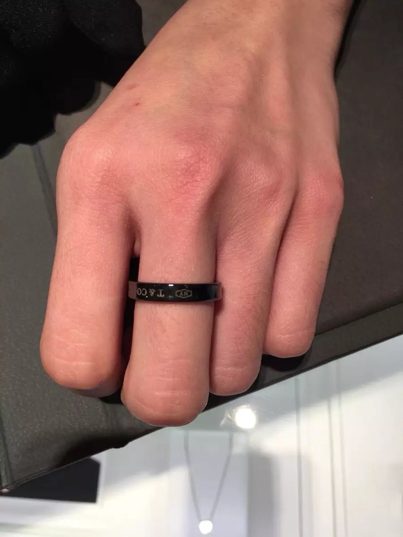 Tiffany & Co. Tiffany&Co. 1037钛金戒指