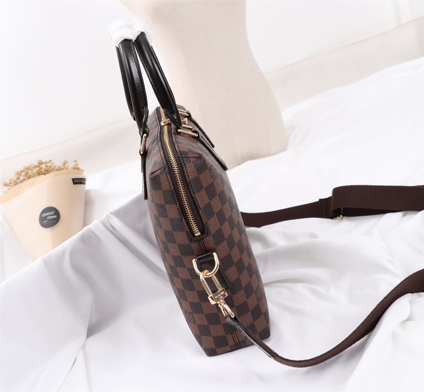 Louis Vuitton Black everyday